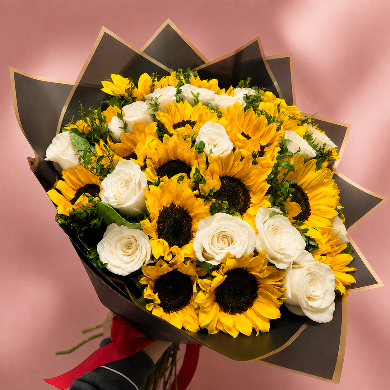 Ramo de 15 girasoles y 15 rosas